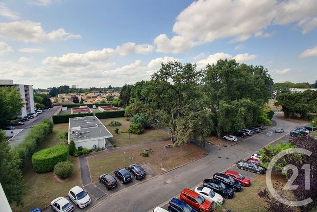 Appartement F3 à vendre - 3 pièces - 67,76 m2 - Merignac - 33 - AQUITAINE